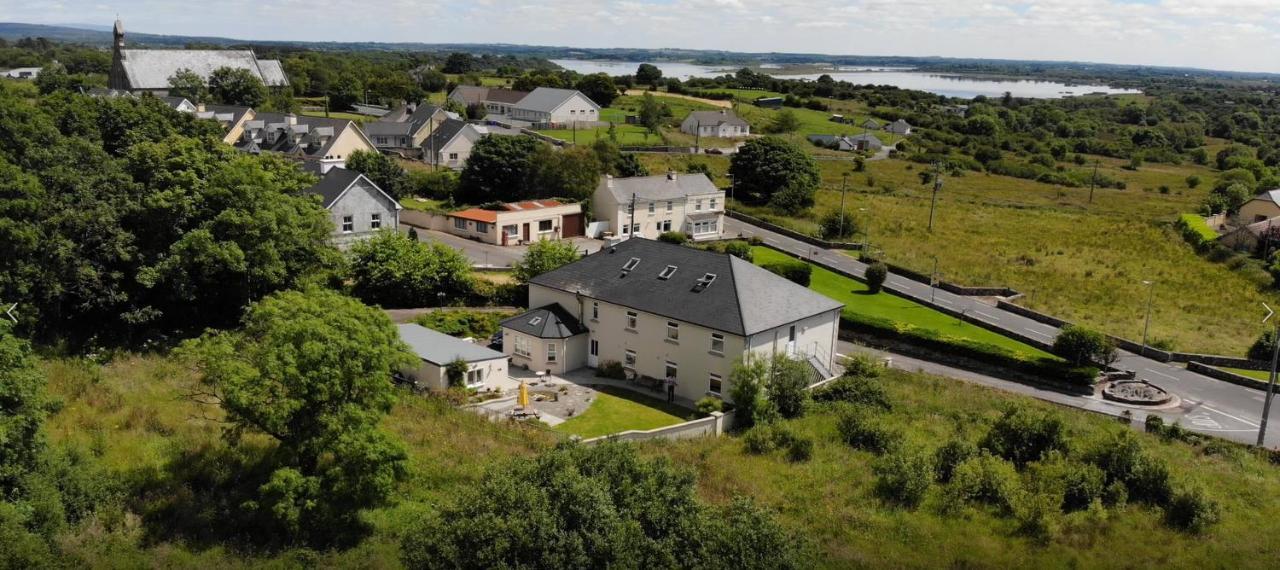 Lough Gara Lodge Self Catering Gorteen  المظهر الخارجي الصورة